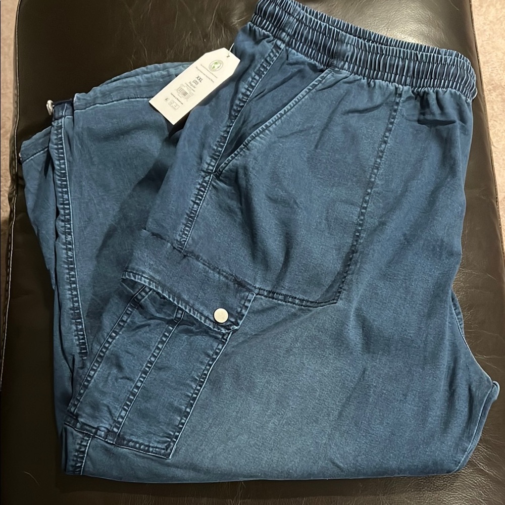 NWT womens denim joggers size xxl (20)